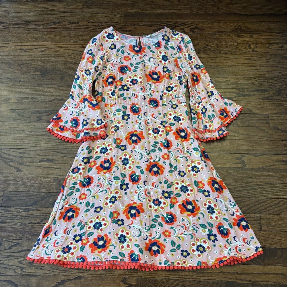 Boden Vibrant Floral Summer Vacation Bobble Fringe Bell Sleeve Dress